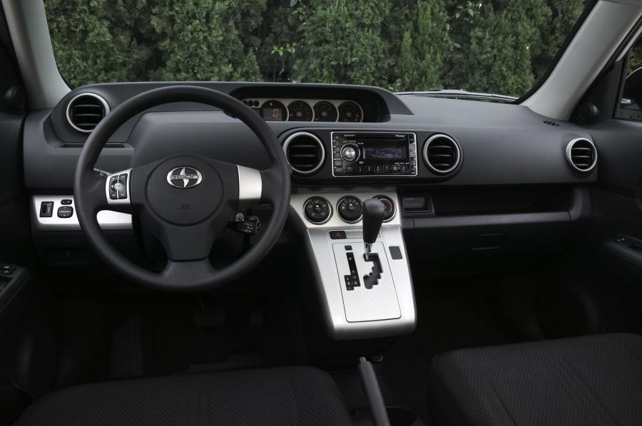  Scion xB 2007 года  (фото 170 из 221)